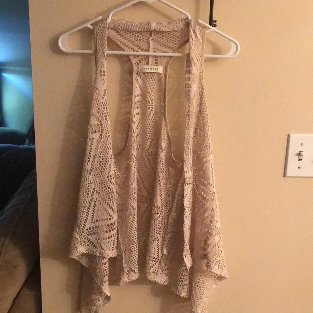 Sleeveless cardigan